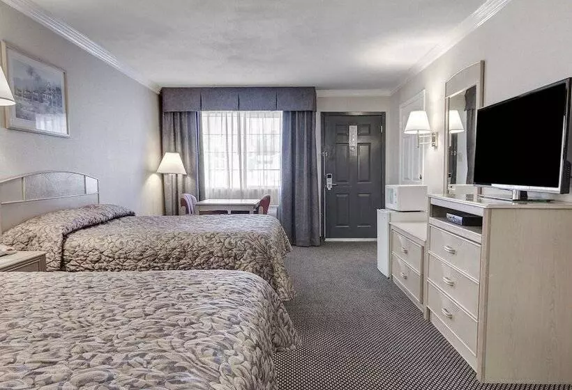 فندق Econo Lodge Van Horn