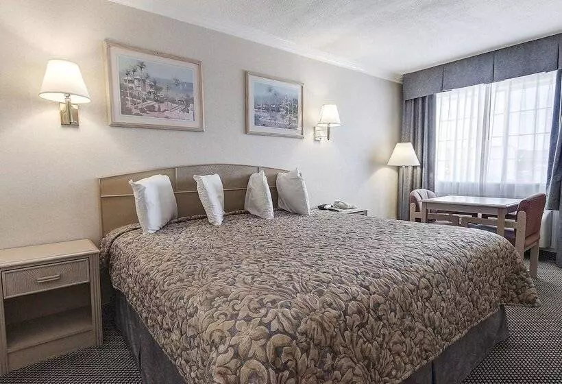 فندق Econo Lodge Van Horn