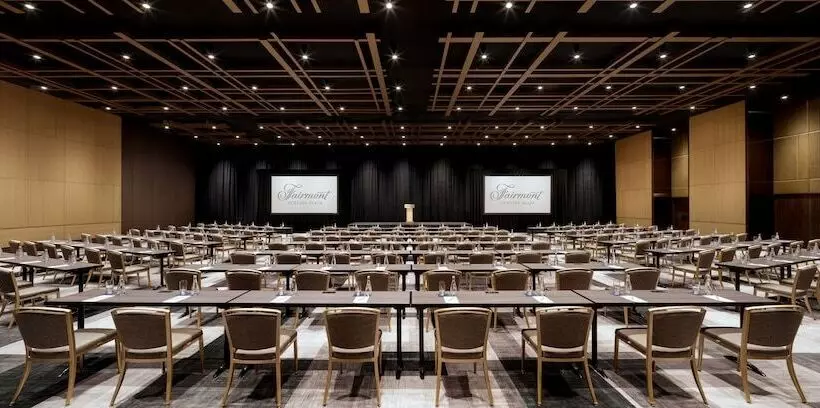 فندق Fairmont Century Plaza Los Angeles