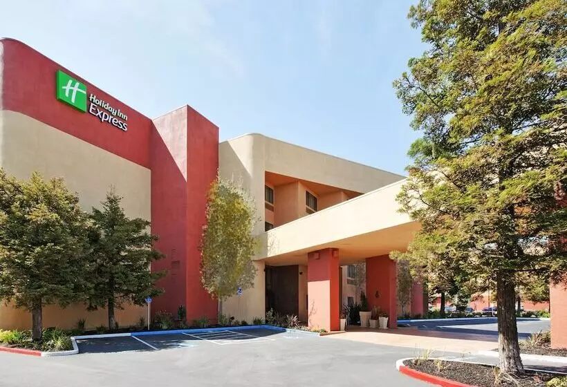 Holiday Inn Express Hotel Union City San Jose, An Ihg