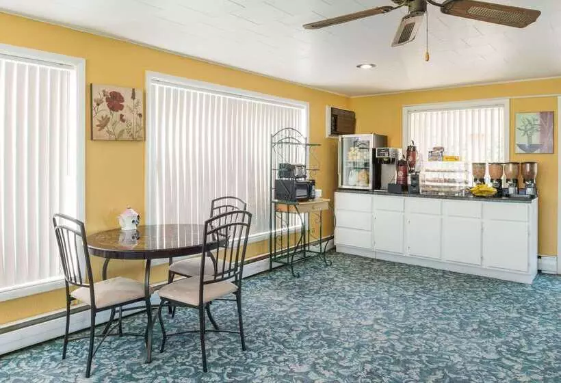 酒店 Knights Inn Kirksville