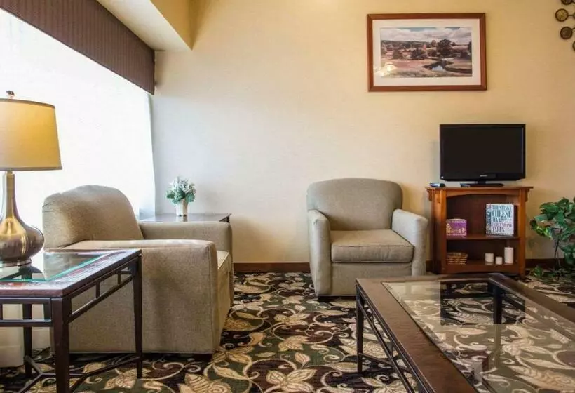 בית מלון כפרי Americinn By Wyndham Marshfield