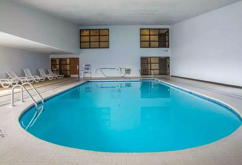 בית מלון כפרי Americinn By Wyndham Marshfield