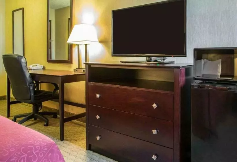 בית מלון כפרי Americinn By Wyndham Marshfield