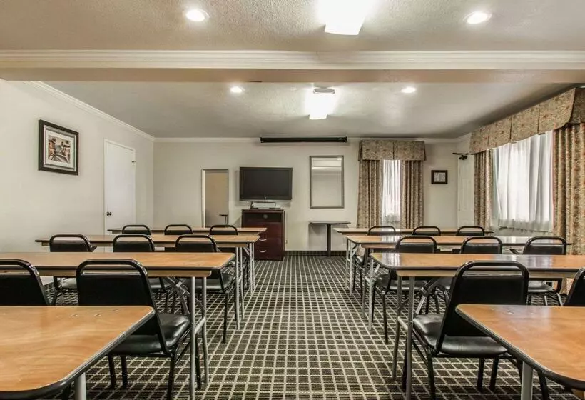 فندق Quality Inn Temecula Valley Wine Country