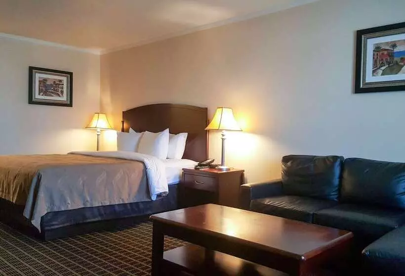 فندق Quality Inn Temecula Valley Wine Country