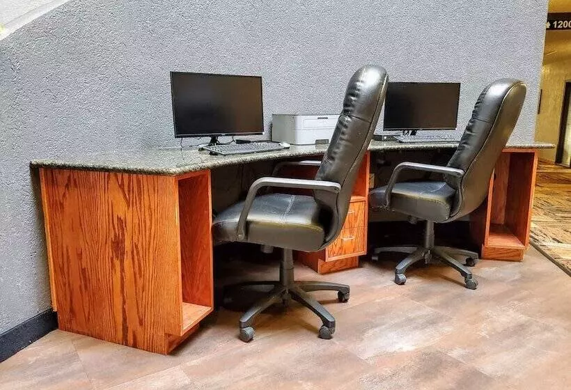 Ramkota Hotel Pierre