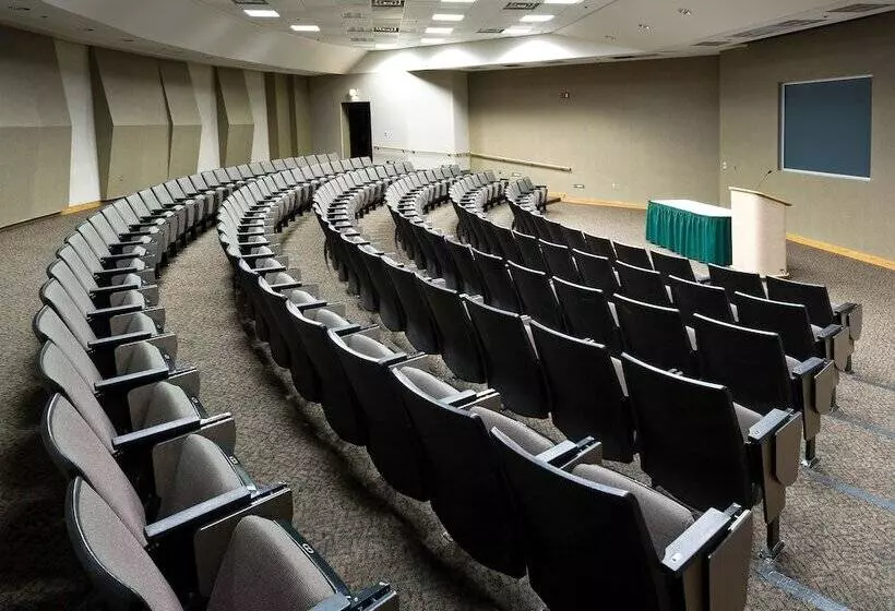 Ramkota Hotel Pierre