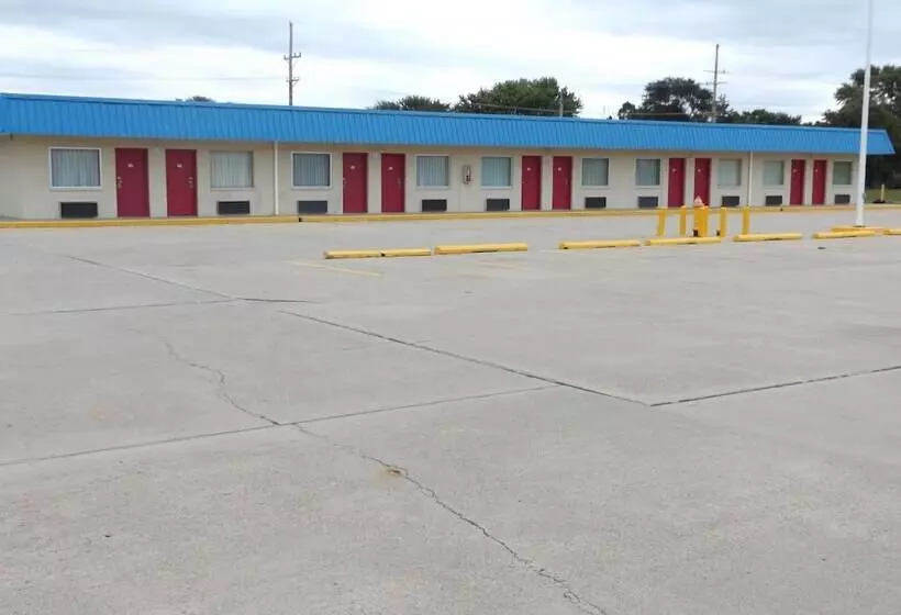 فندق Regency Inn