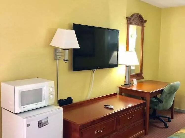 فندق Regency Inn