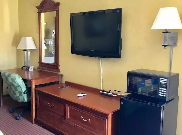 فندق Regency Inn