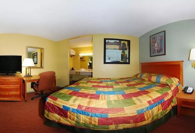 فندق Regency Inn