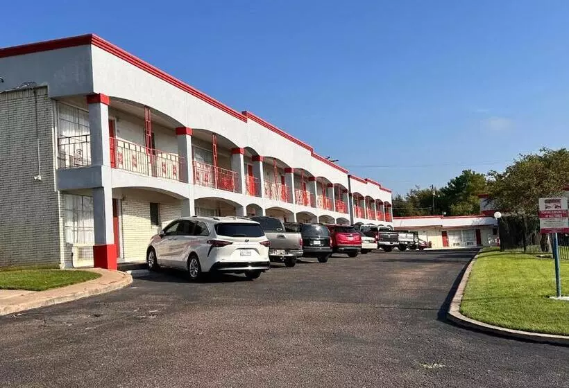 호텔 River Forest Inn