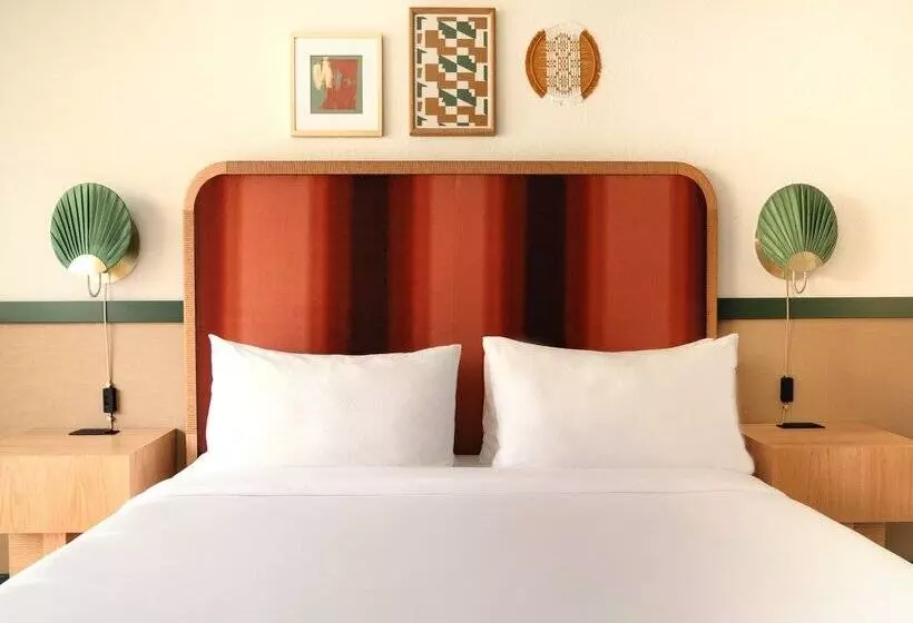 هتل Royal Sun Palm Springs