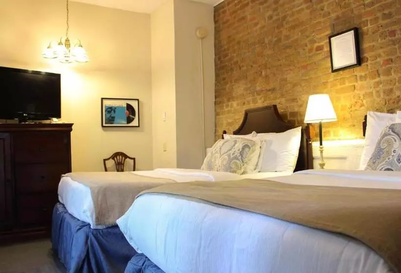 Hotel St. Pierre French Quarter