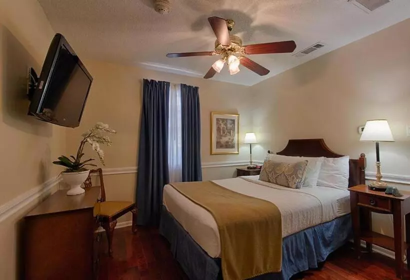 Hotel St. Pierre French Quarter