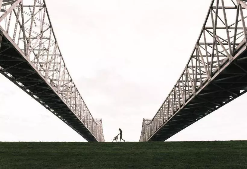 Hotel St. Pierre French Quarter