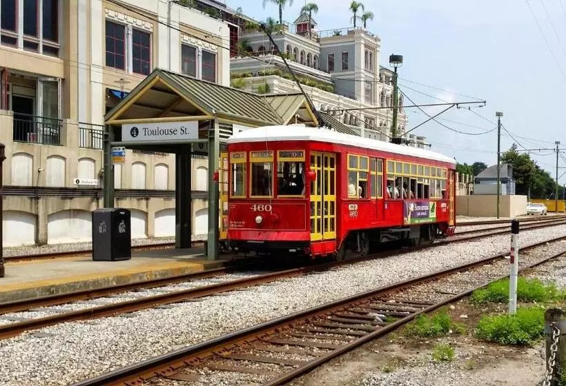 Hotel St. Pierre French Quarter