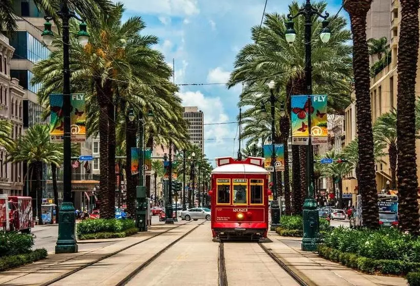 Hotel St. Pierre French Quarter