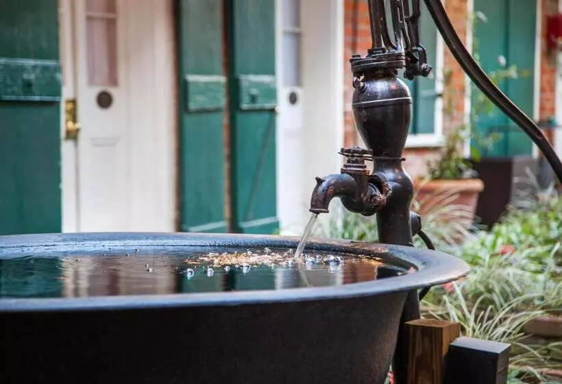 Hotel St. Pierre French Quarter