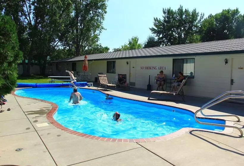 בית מלון כפרי Sunrise Motor Inn