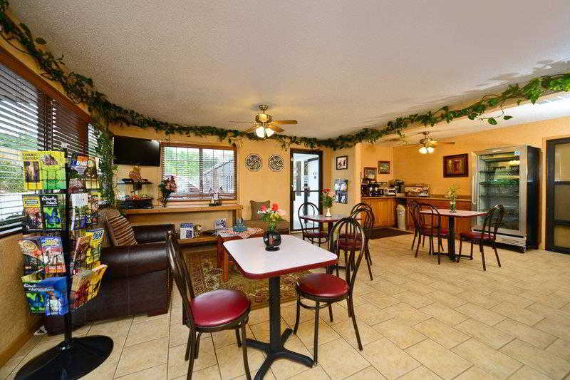 בית מלון כפרי Village Inn Of Hardy