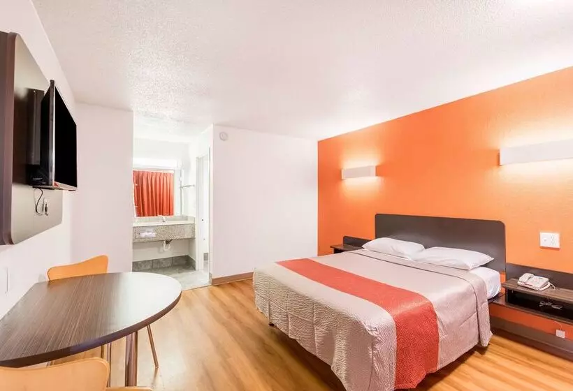 Motel 6oklahoma City, Ok Bricktown