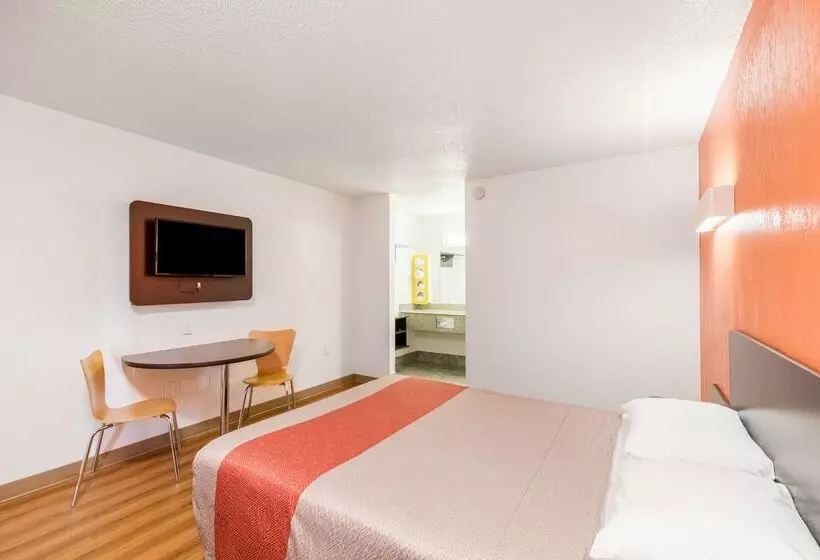 Motel 6oklahoma City, Ok Bricktown