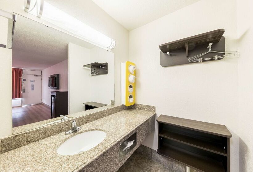 Motel 6oklahoma City, Ok  Bricktown