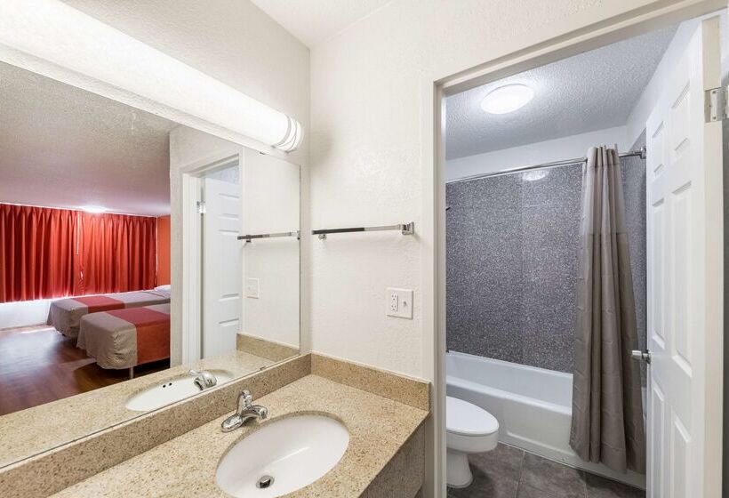 Motel 6oklahoma City, Ok  Bricktown