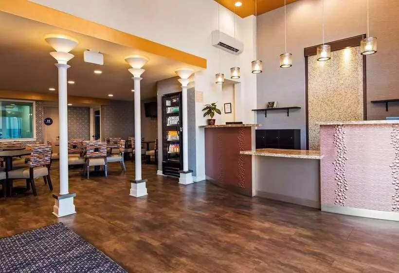 فندق على الطريق Best Western Sandman