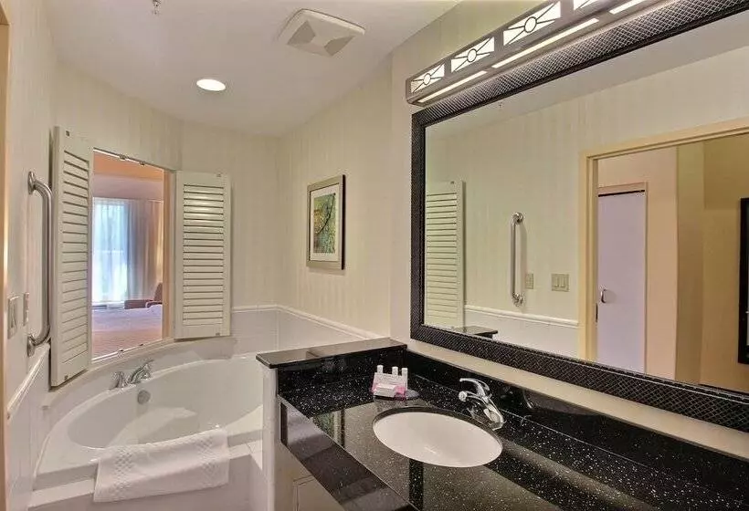 モーテル Fairfield Inn & Suites By Marriott Milwaukee Airport