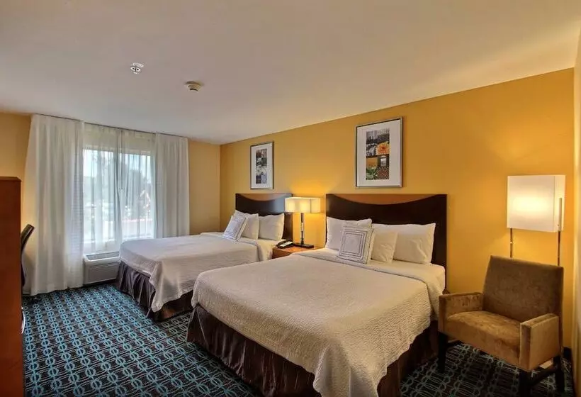 モーテル Fairfield Inn & Suites By Marriott Milwaukee Airport