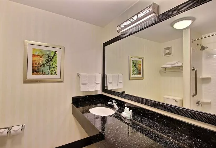 モーテル Fairfield Inn & Suites By Marriott Milwaukee Airport