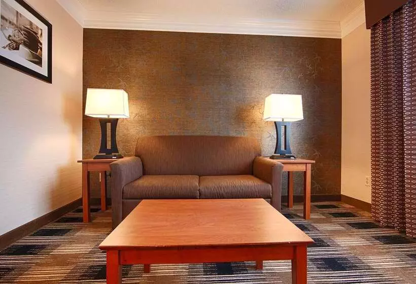 호텔 Best Western Inn At The Rochester Airport