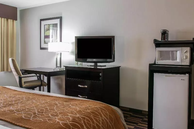 فندق Comfort Inn Maumee  Perrysburg Area