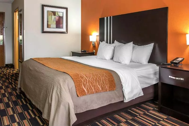 فندق Comfort Inn Maumee  Perrysburg Area