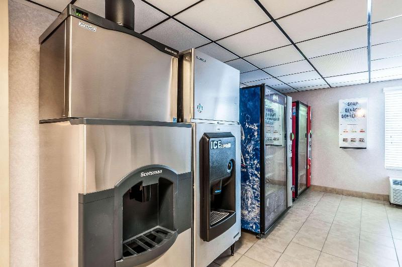 فندق Comfort Inn & Suites Alexandria West