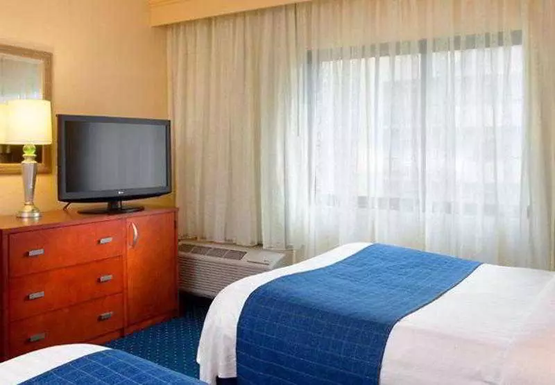 Отель Courtyard Atlanta Marietta/i75 North