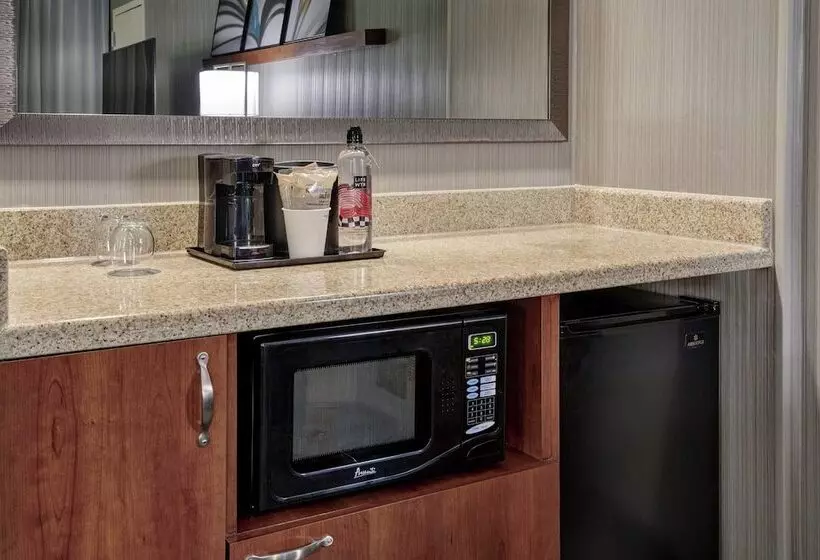 ホテル Courtyard Chicago Oakbrook Terrace