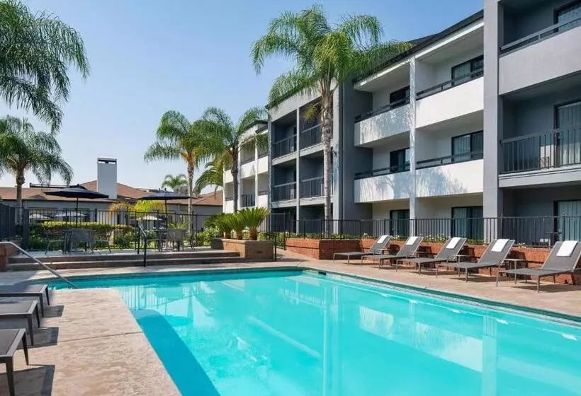 Szálloda Courtyard By Marriott Fresno