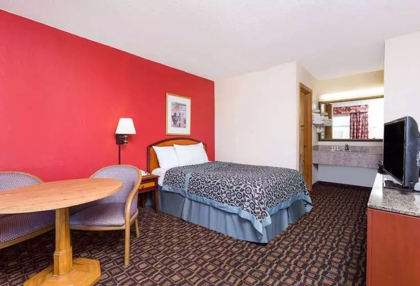 Отель Days Inn By Wyndham Augusta Wheeler Road