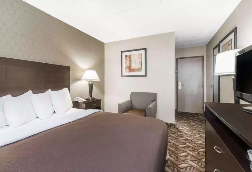 فندق Days Inn By Wyndham Bismarck