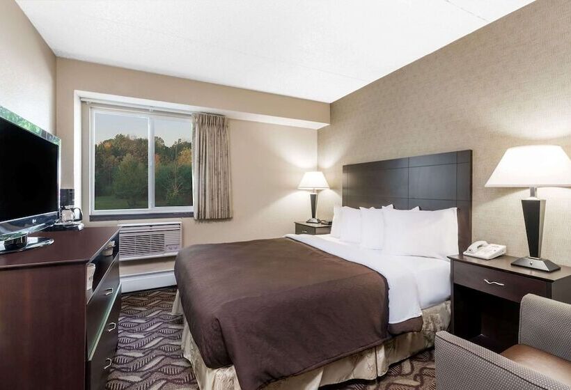 هتل Days Inn By Wyndham Bismarck