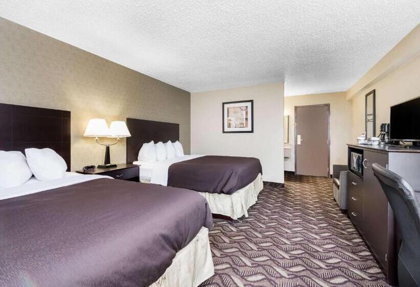 هتل Days Inn By Wyndham Bismarck