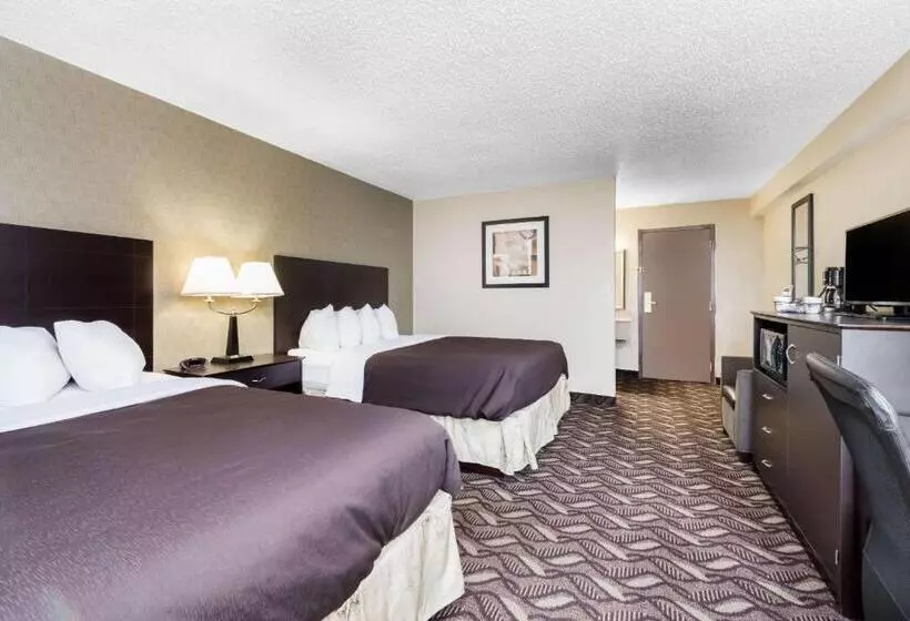 فندق Days Inn By Wyndham Bismarck