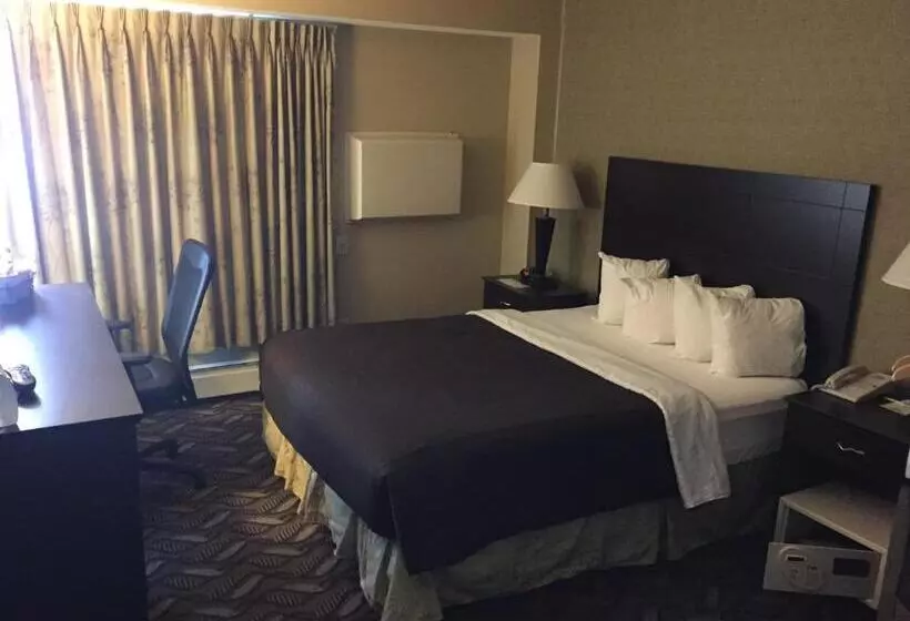 فندق Days Inn By Wyndham Bismarck