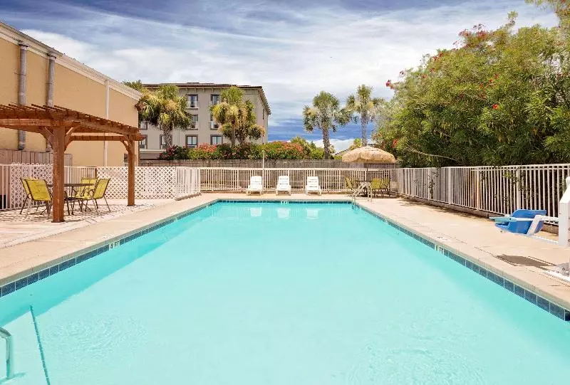 فندق Days Inn By Wyndham Fort Walton Beach