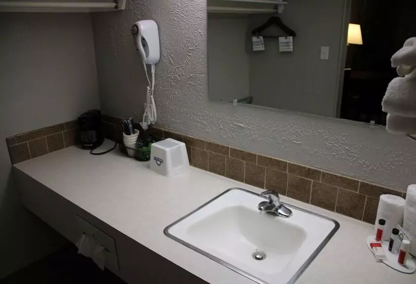 Otel Days Inn By Wyndham Hays