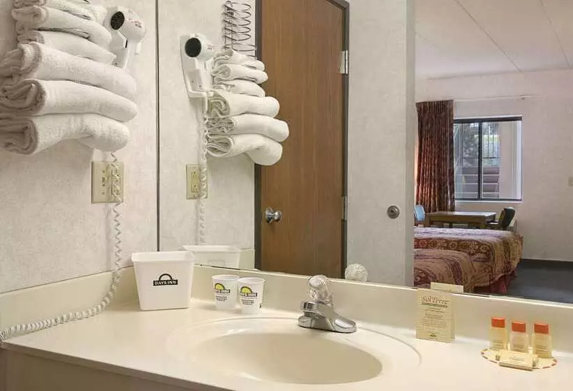 酒店 Days Inn By Wyndham Morehead